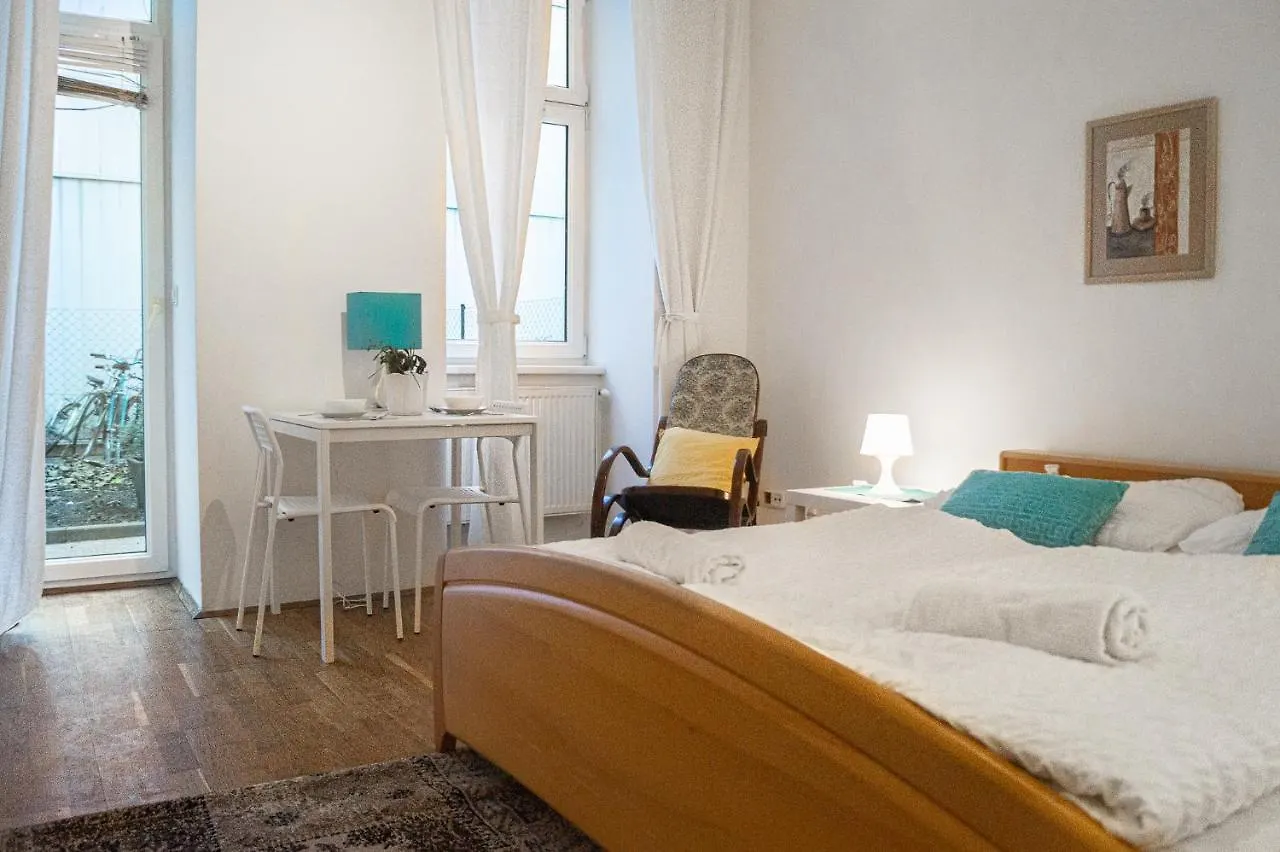 Camel'Otels Apartments Landstrasse - Perfect For Longstays